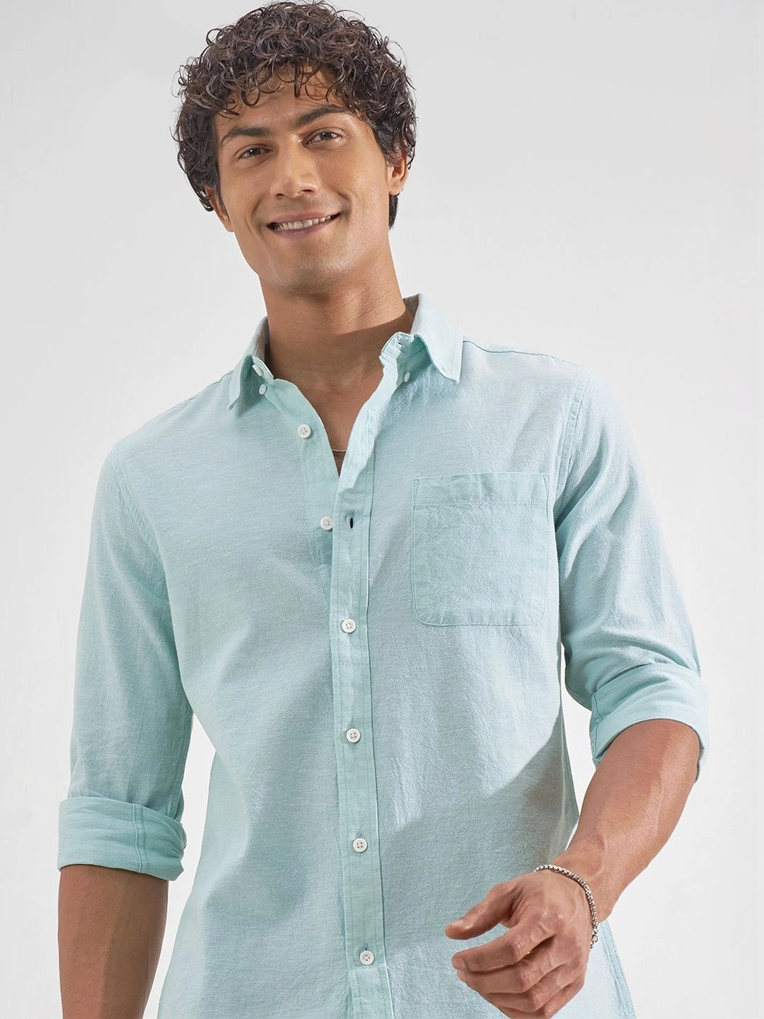 HIGHLANDER Men Slim Fit Casual Shirt