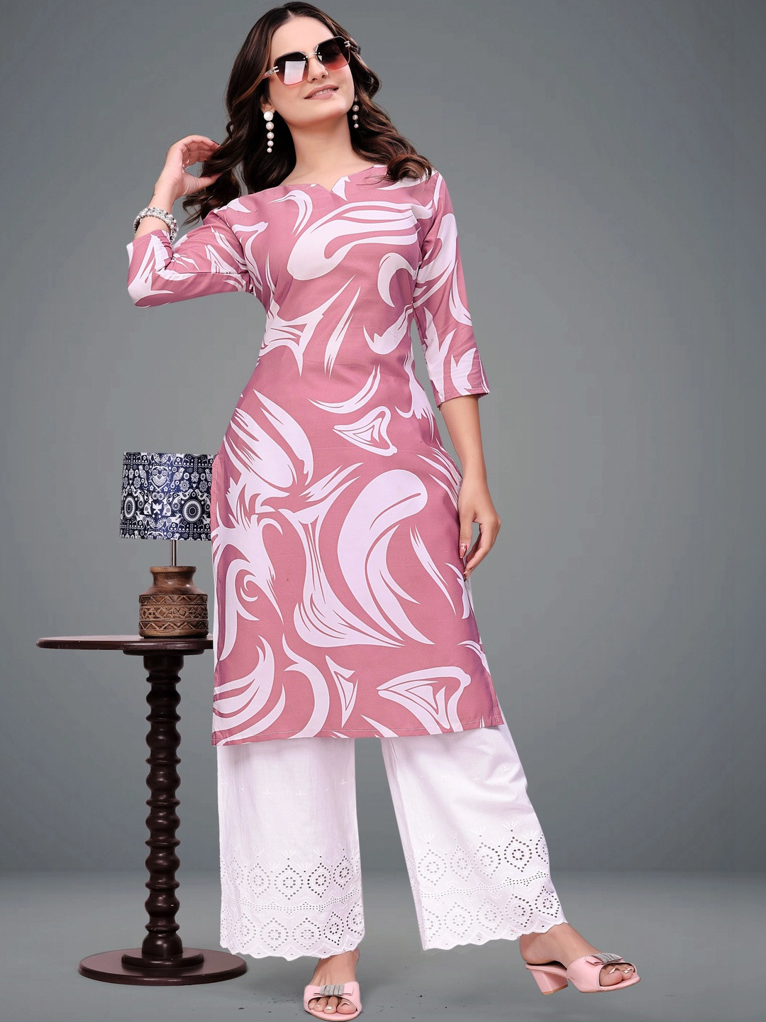 MANDIV FASHION Printed Pure Crepe Kurti