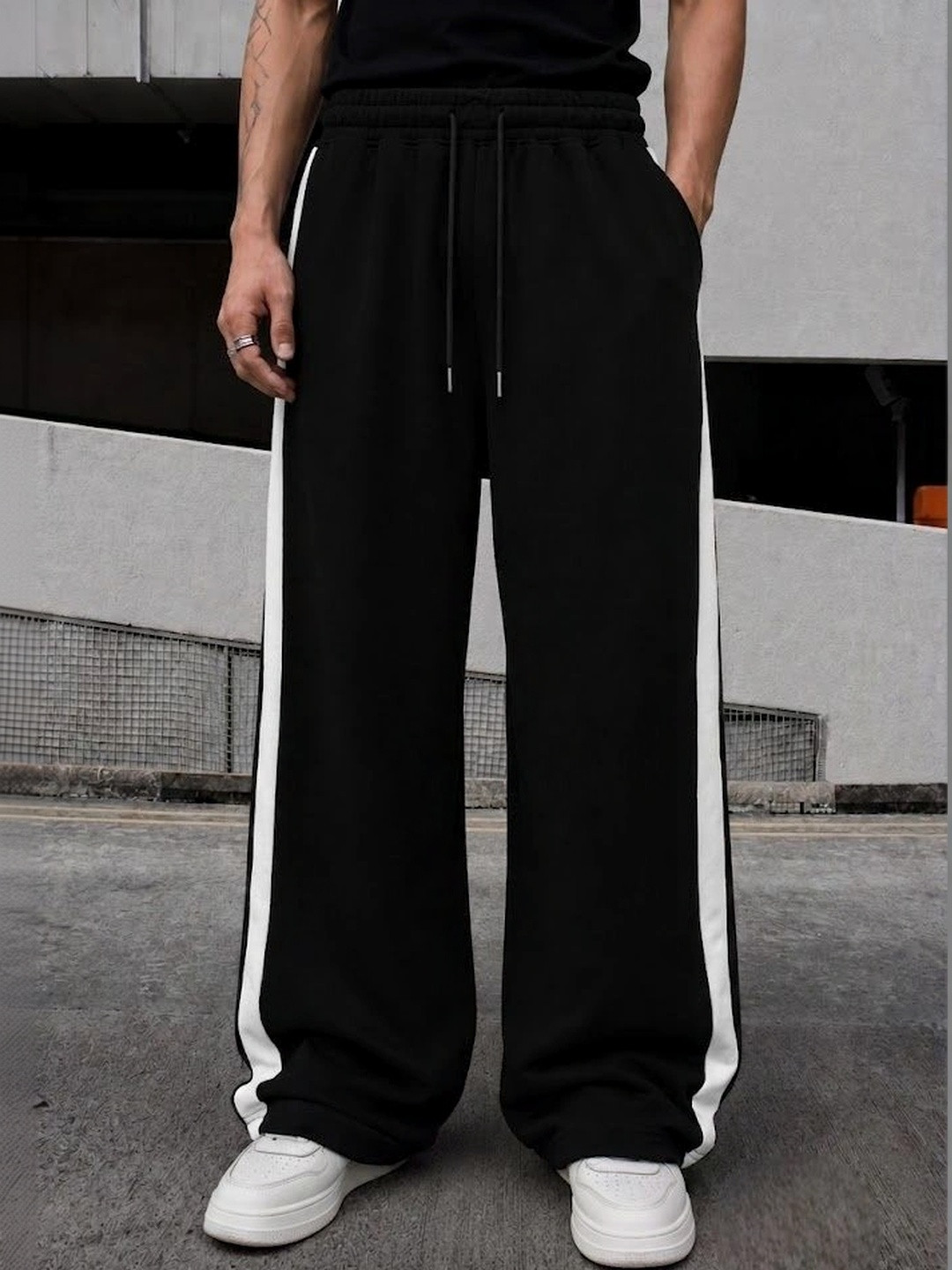 dockstreet Men Relaxed Fit Training Joggers