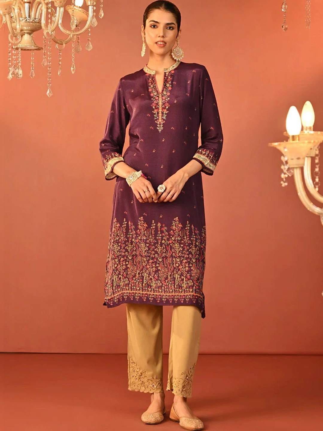 Lakshita Purple Floral Printed Mandarin Collar Straight Viscose Kurta