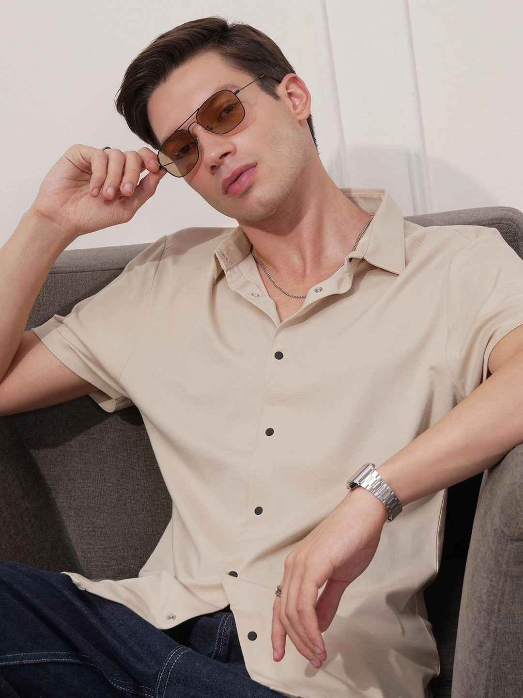 HIGHLANDER Men Slim Fit Solid Spread Collar Casual Shirt