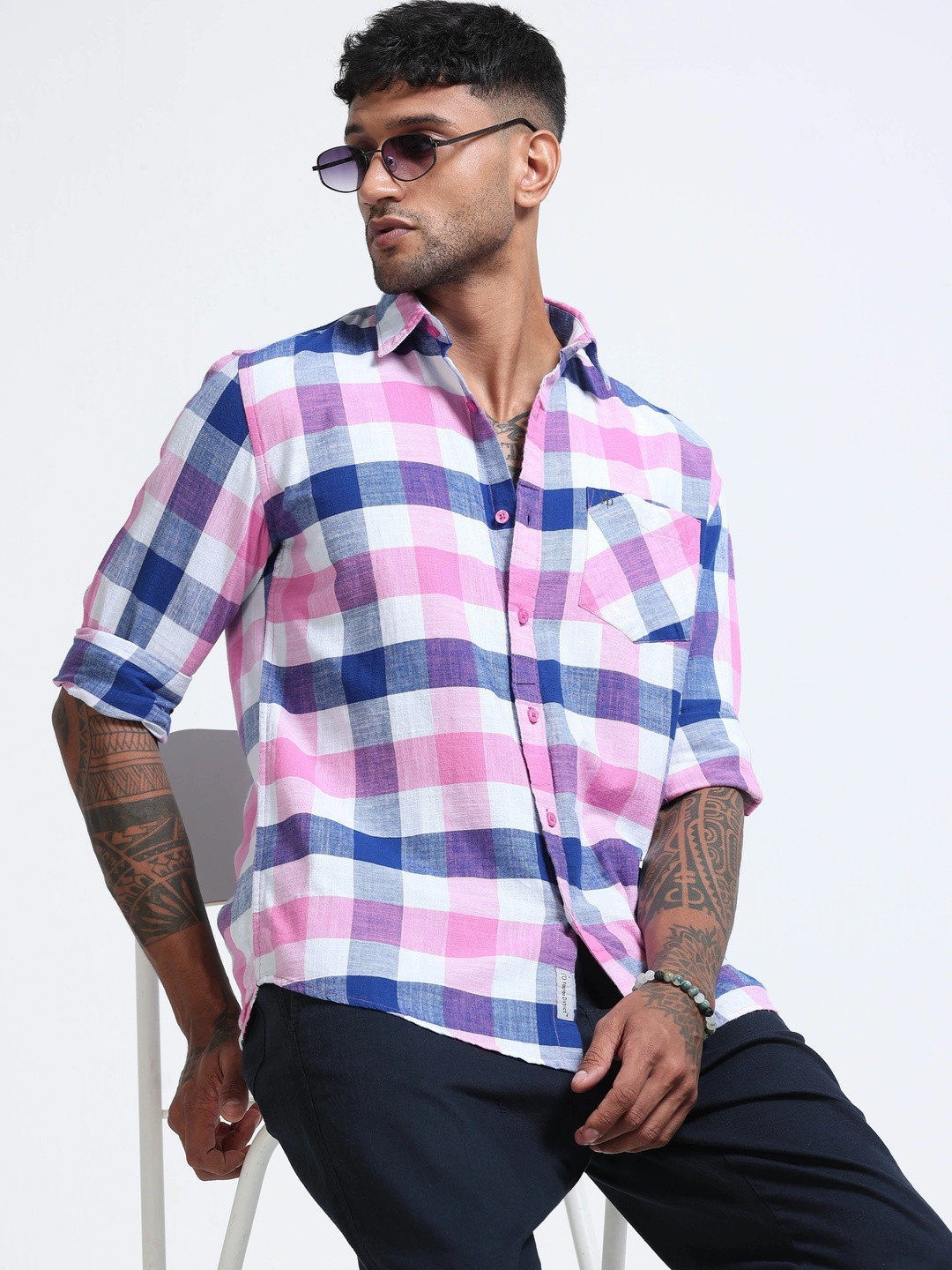 FashionDistrict Men Comfort Sheer Checked Casual Shirt