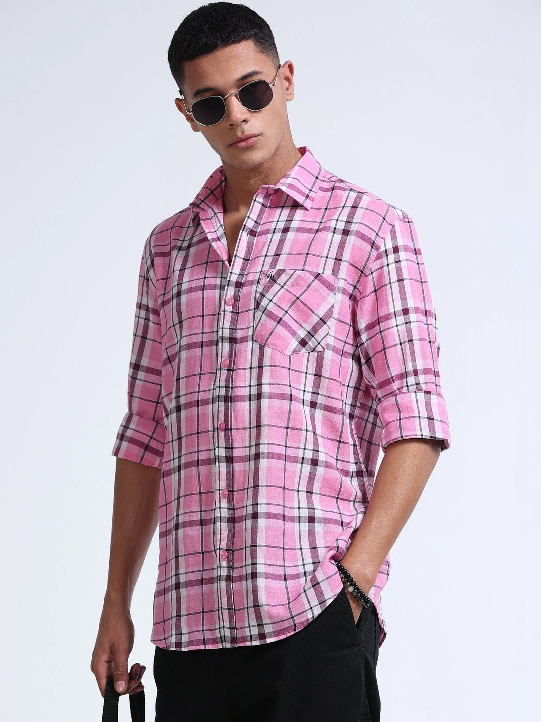 FashionDistrict Men Comfort Tartan Checks Sheer Checked Casual Shirt