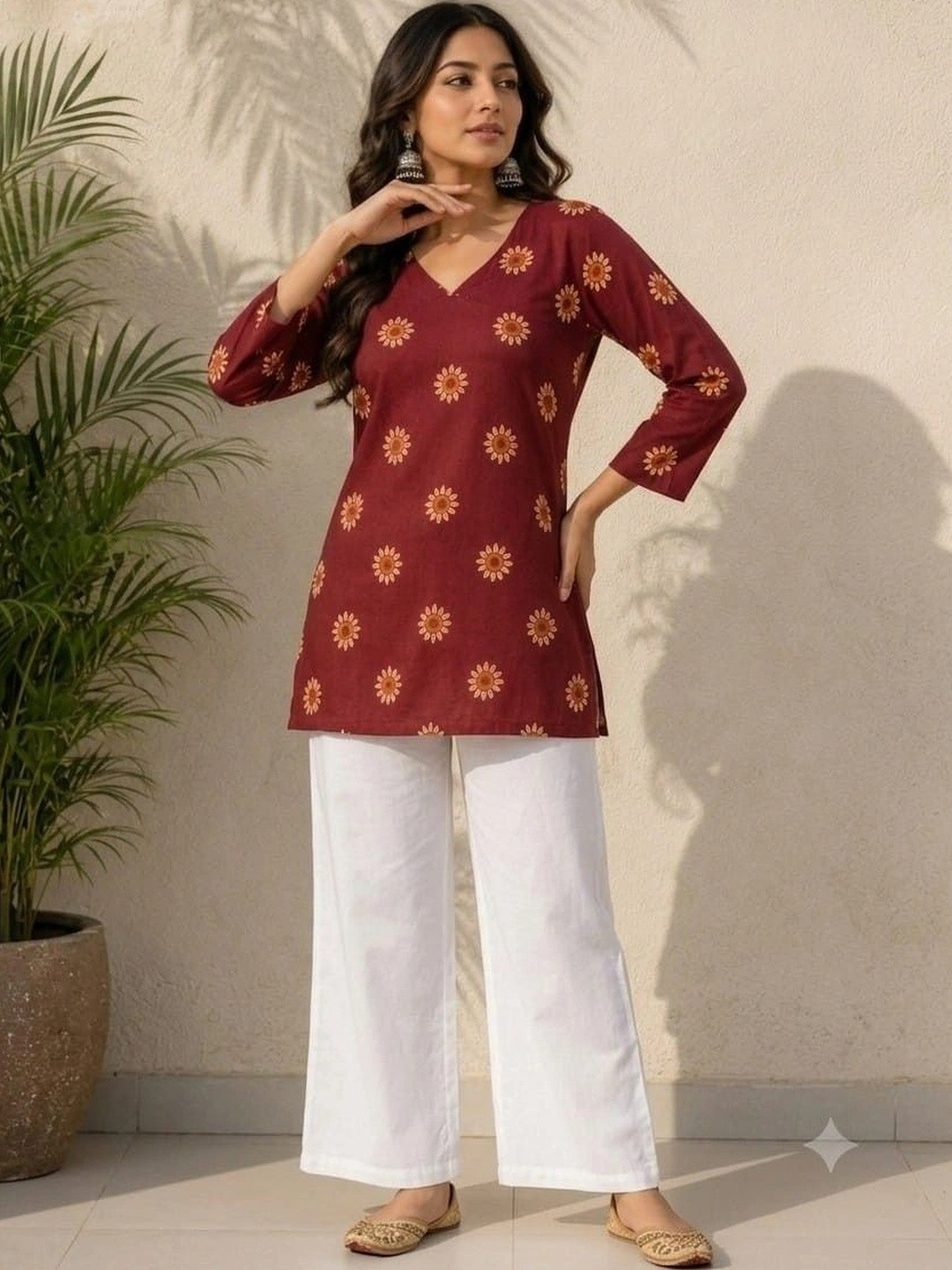 Jacy london Romantic Florals Cotton Printed Top with Palazzos