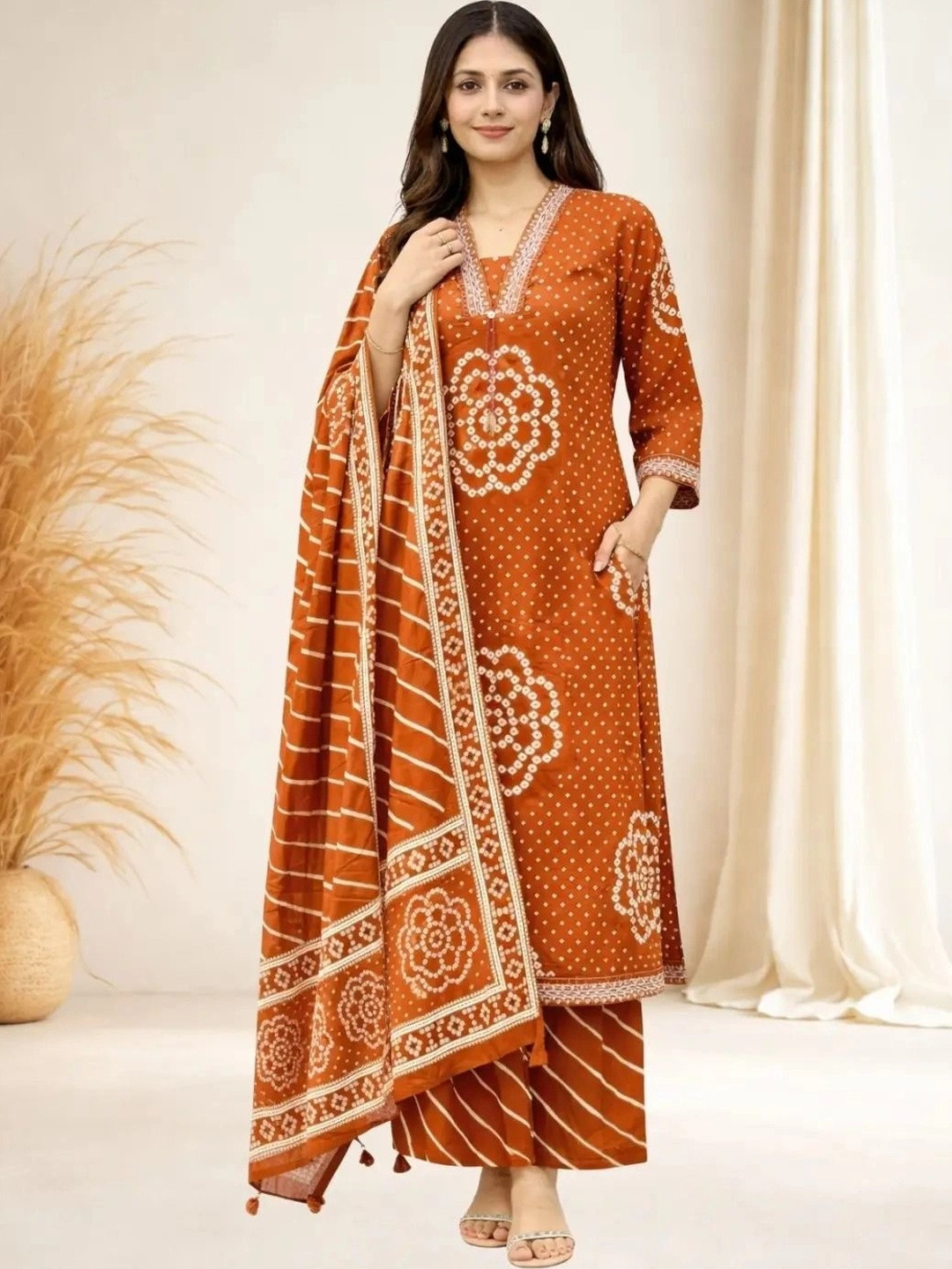 BHAWANA TEXTILES Women Ethnic Motifs Printed Regular Kurta with Palazzos & With Dupatta