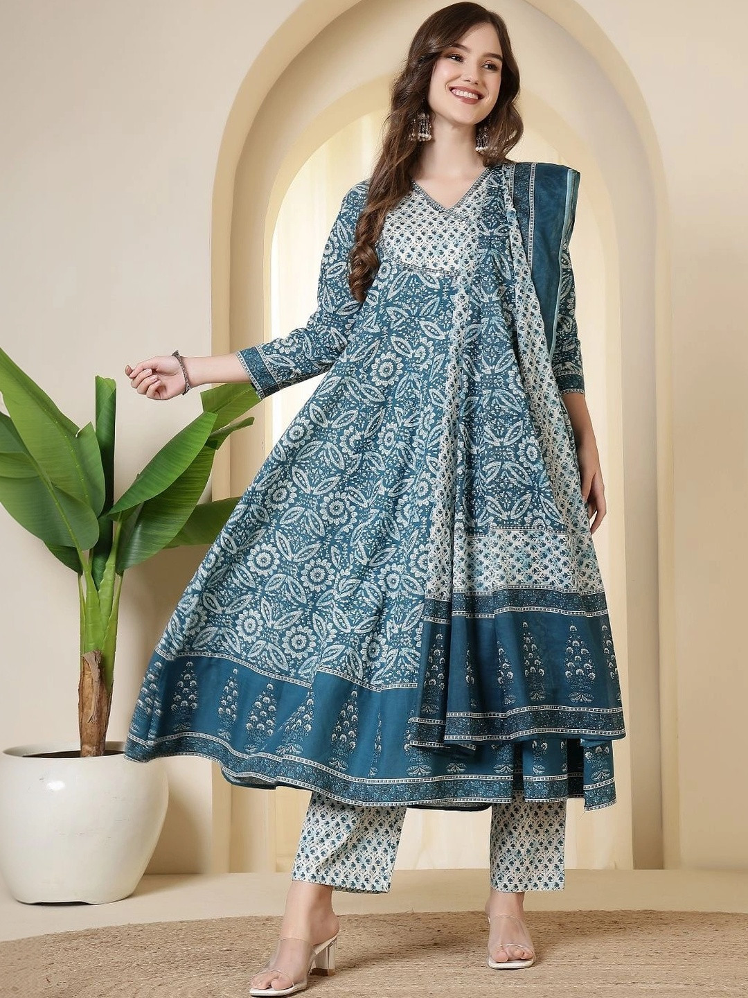 Sangria Women Ethnic Motifs Printed Angrakha Pure Cotton Kurta with Trousers & With Dupatta