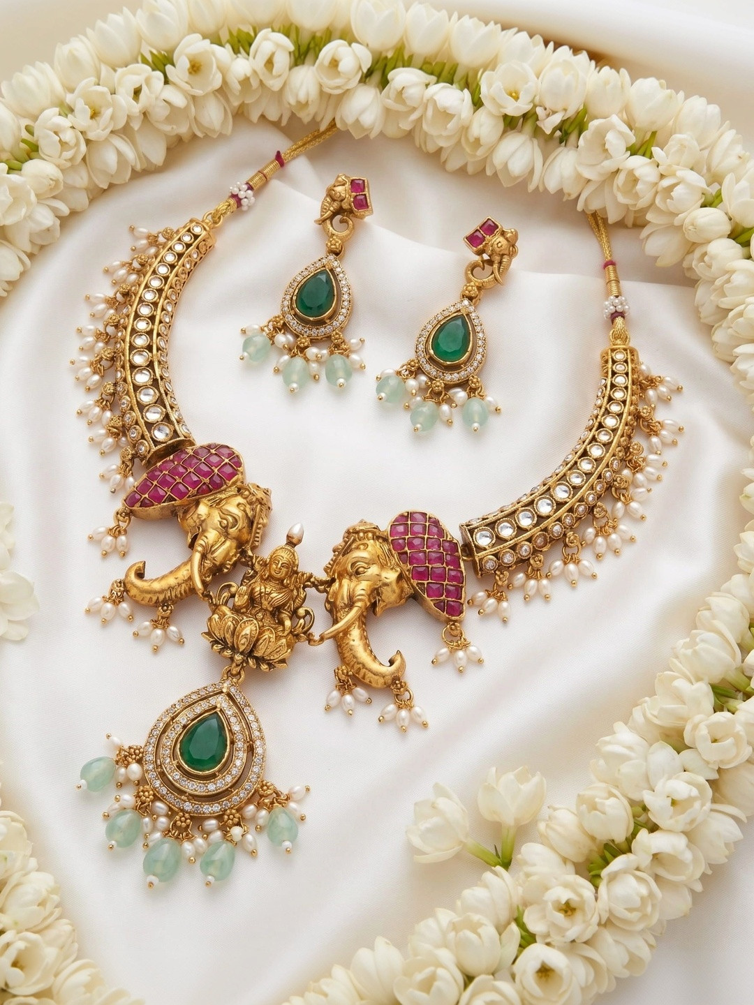 LAFORWORD Gold-Plated Temple Beaded Necklace and Earrings