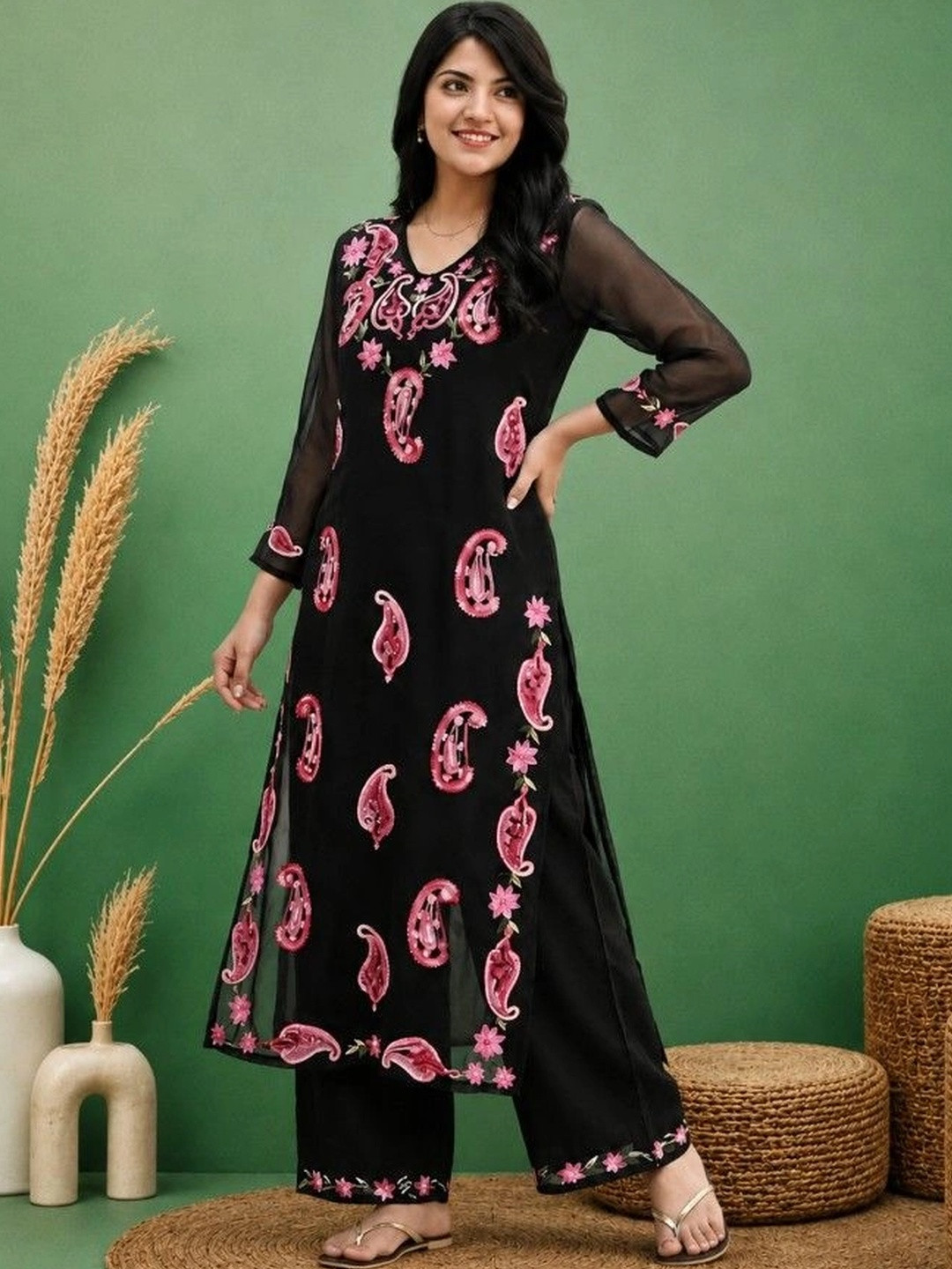 Maeswag Women Ethnic Motifs Embroidered Regular Chikankari Kurta with Palazzos