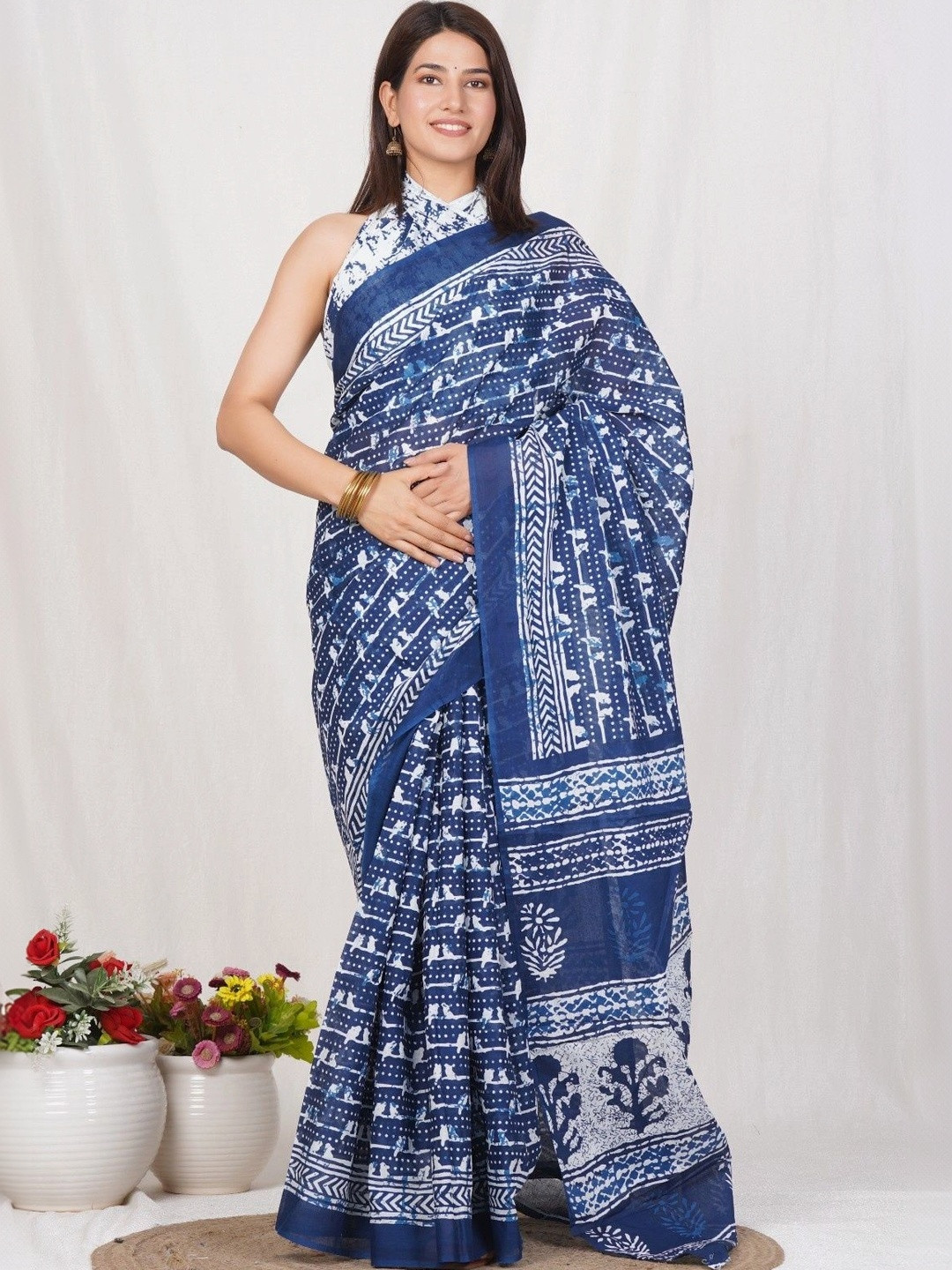 Shivya Floral Pure Cotton Fusion Bagru Saree