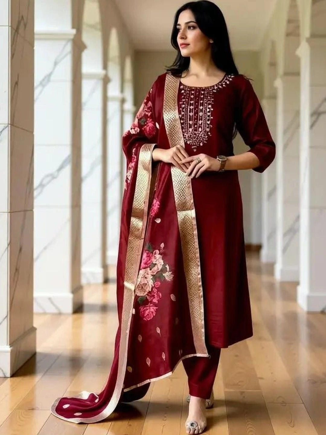 Zeavi Women Floral Embroidered Regular Thread Work Kurti with Trousers & With Dupatta