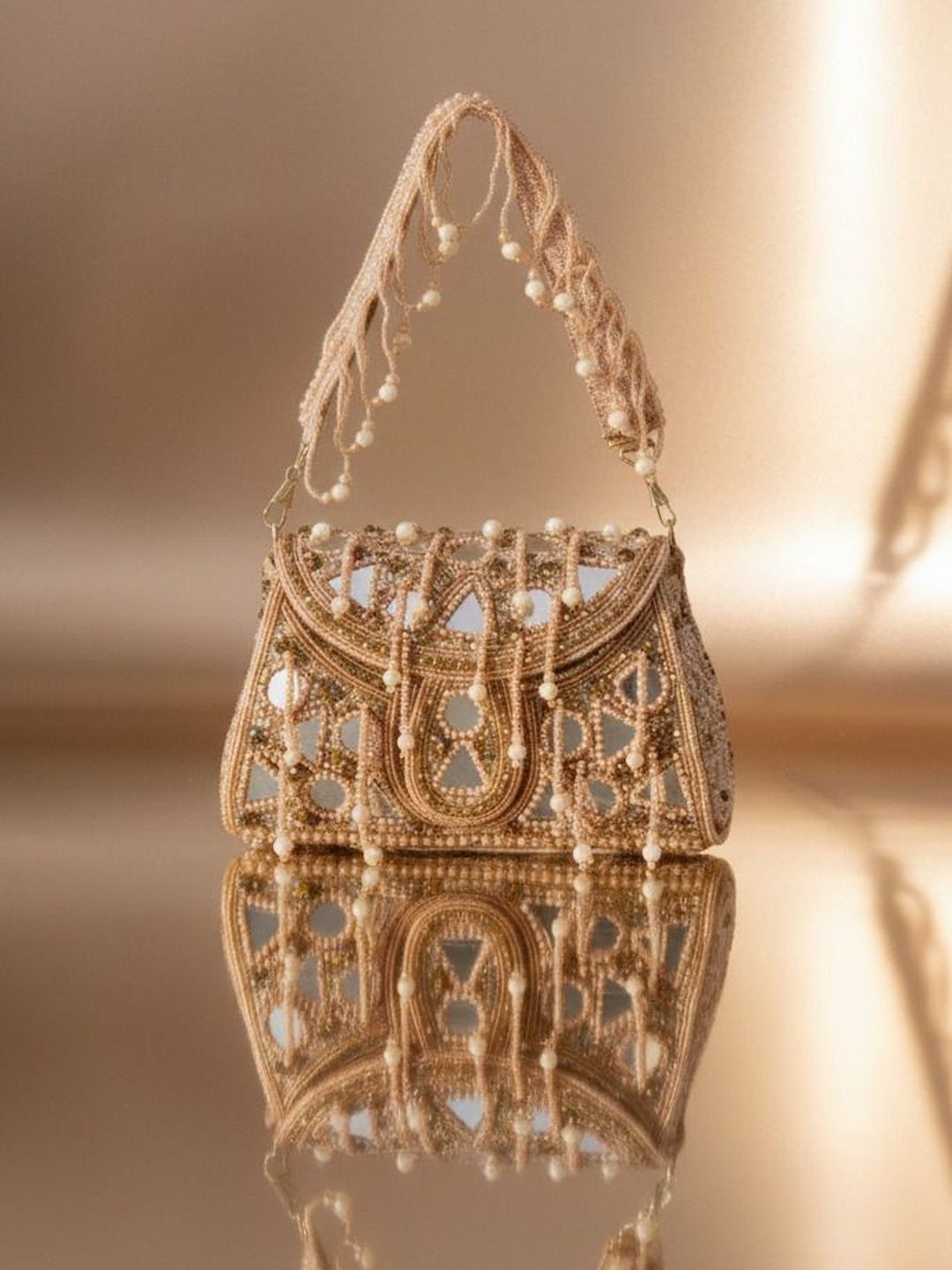 CHICLOSET Embellished Handheld Bag
