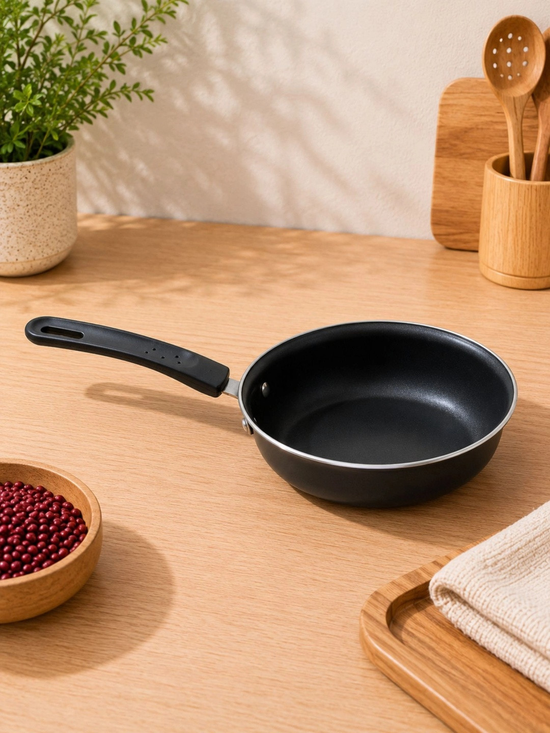 cookpro Black Easy to Clean Cast Iron Cookware Set of