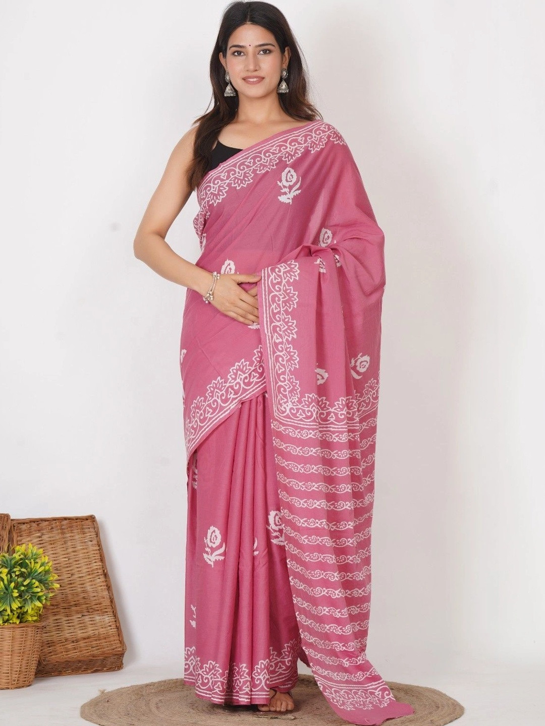 Shivya Floral Pure Cotton Bagru Saree
