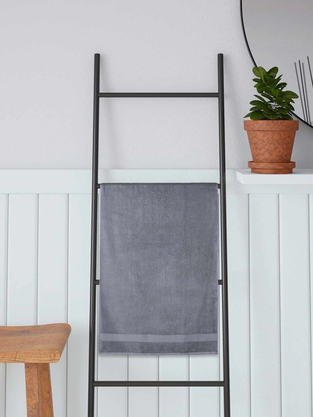Portico Hexa Plus Grey Cotton 470 GSM Bath Towel