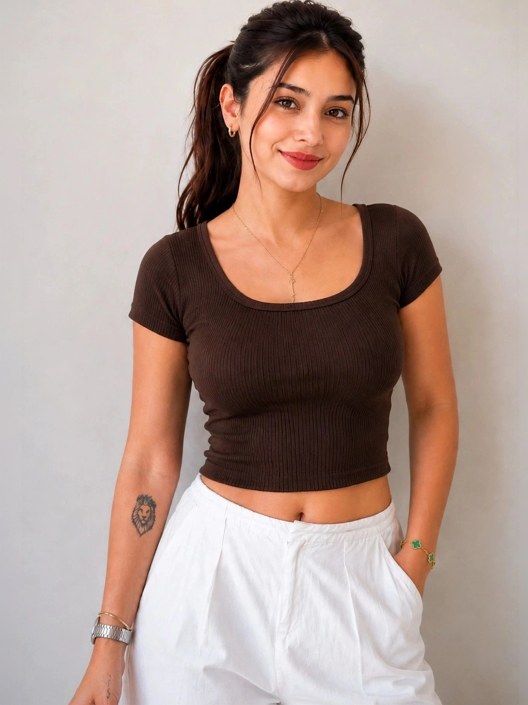 GLOWBERRY Cotton Crop Top