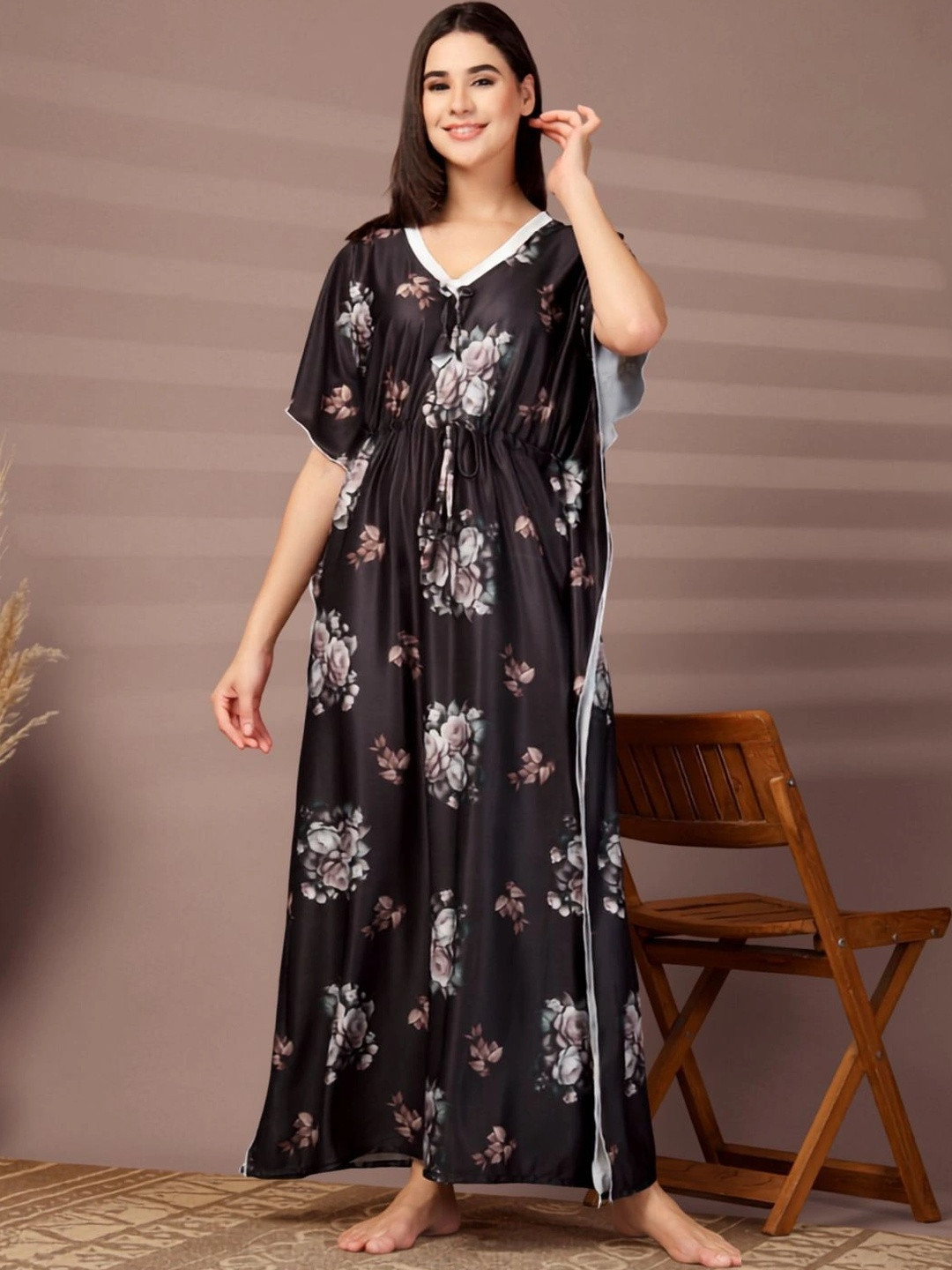 DressBerry Women Black Floral Graphic Printed V-Neck Kaftan Nighty