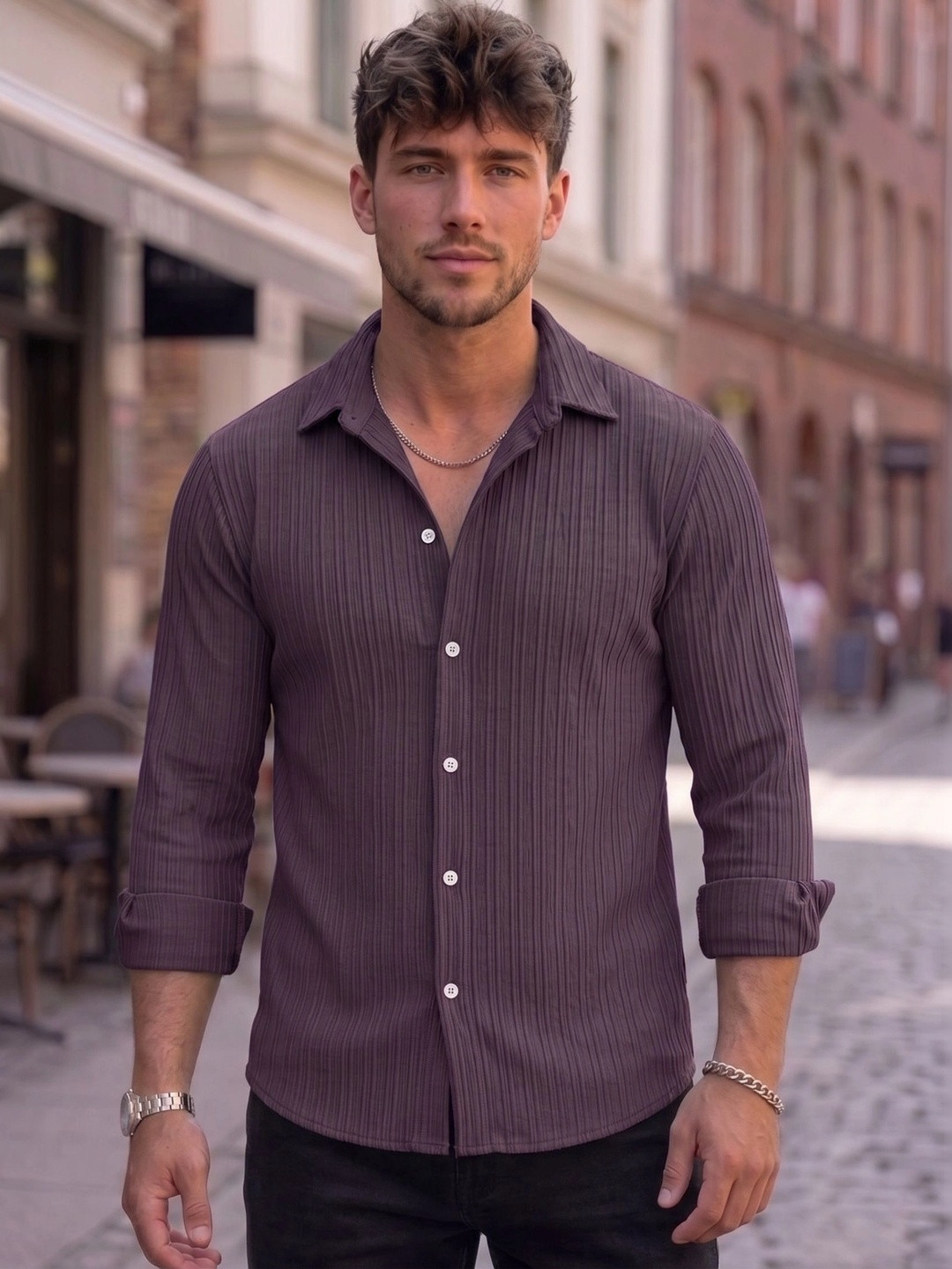 FINIVO FASHION Men Comfort Spread Collar Long Sleeves Casual Shirt