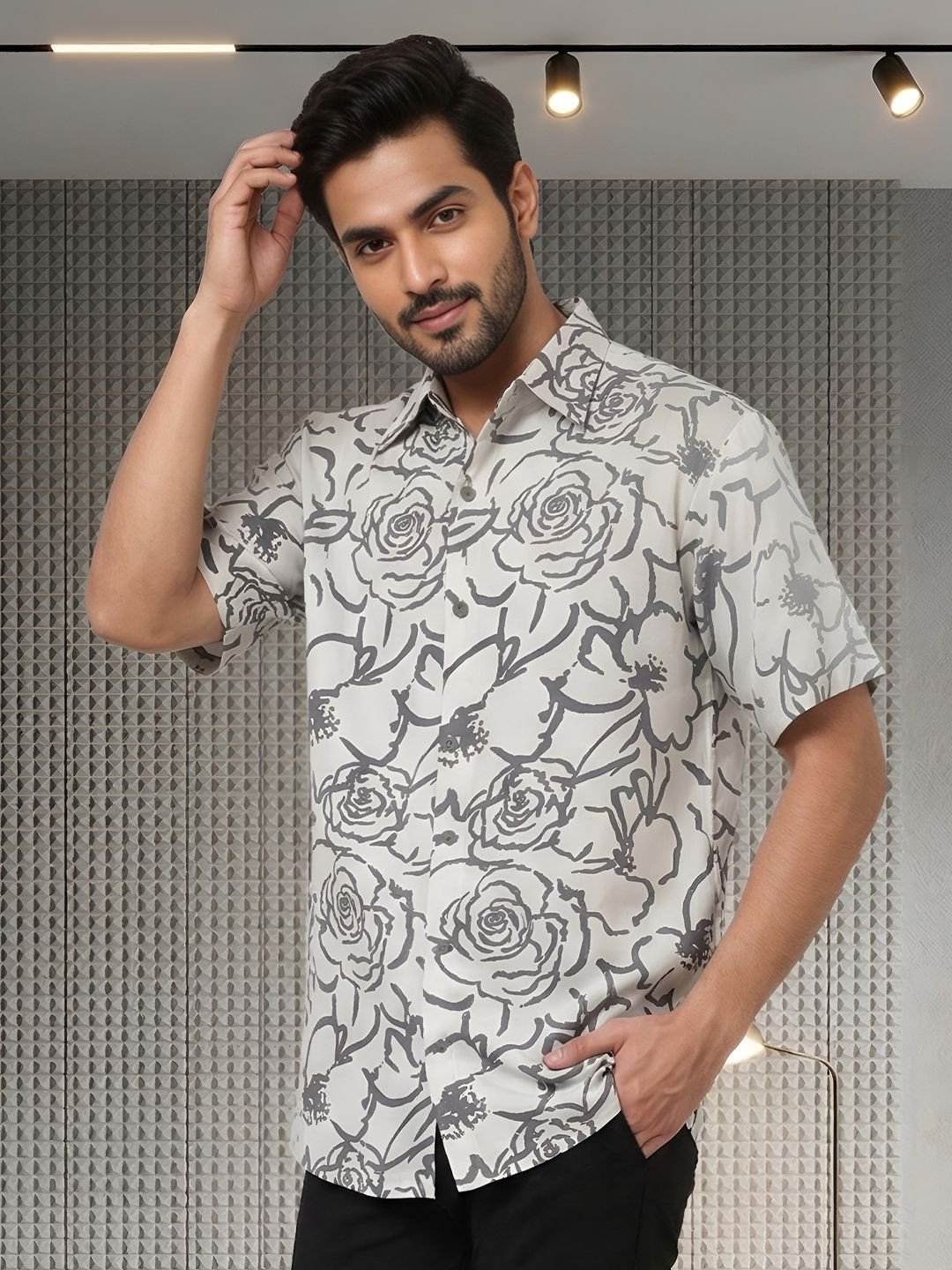 IKRASS Men Floral Printed Casual Shirt