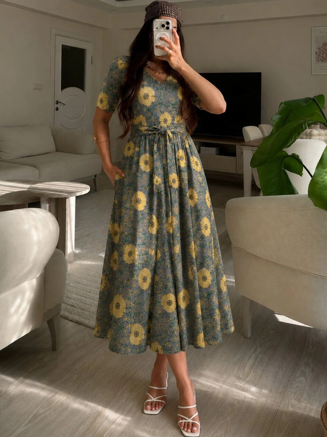 ARANGETRAM Women Floral Printed Floral Kurta