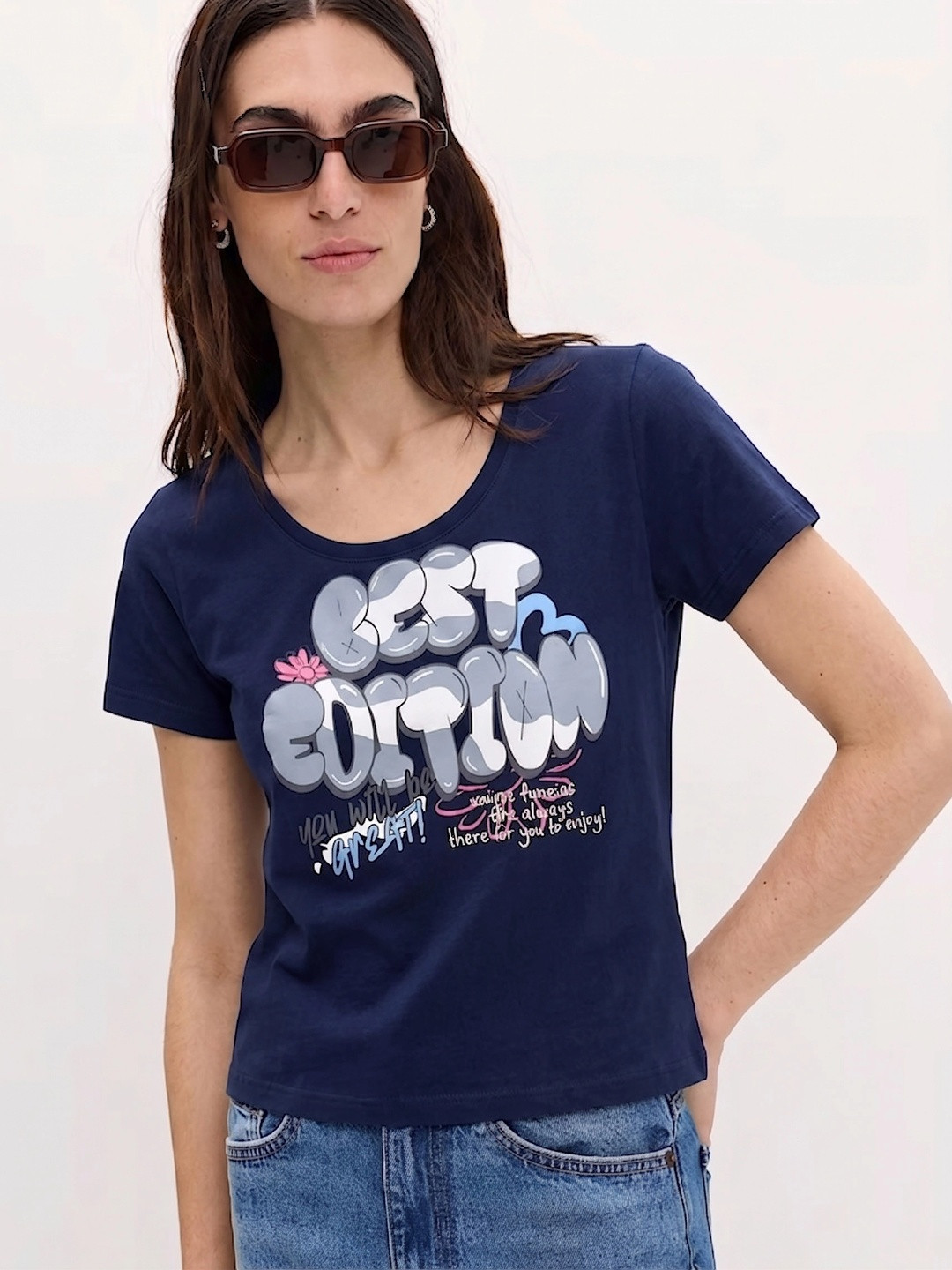 Vixi Women Typography Printed T-shirt