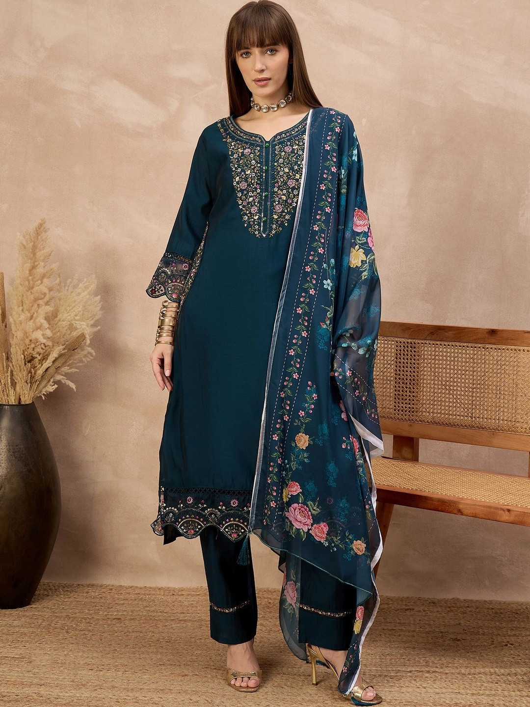 all about you Women Floral Embroidered Regular Thread Work Pure Cotton Kurta with Trousers & With Dupatta