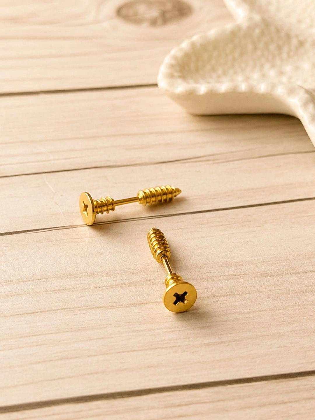 DIVING SWAN Women 18K Thick Gold Plated Edge Screw Stud Earrings
