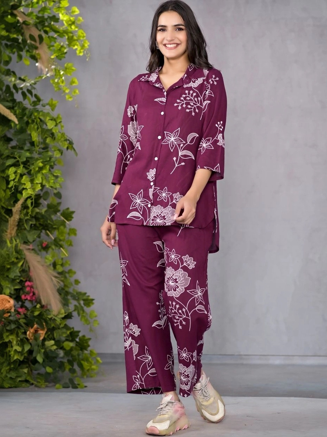 Loomista Floral Printed Shirt with Trousers