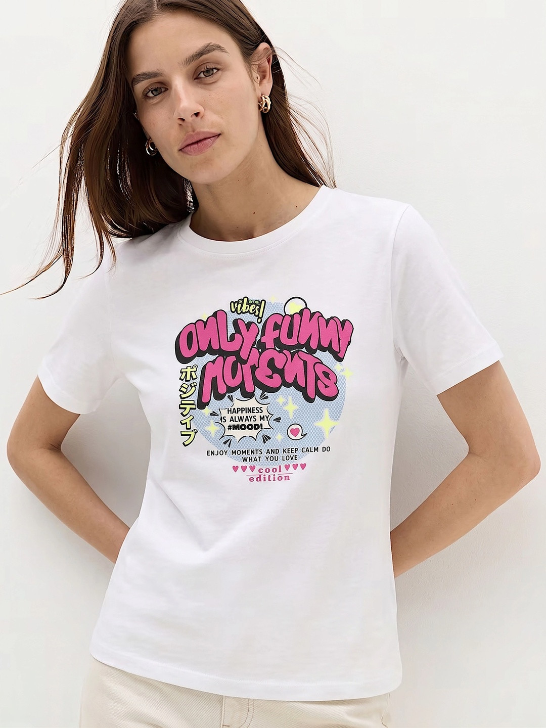 Vixi Women Typography Printed T-shirt