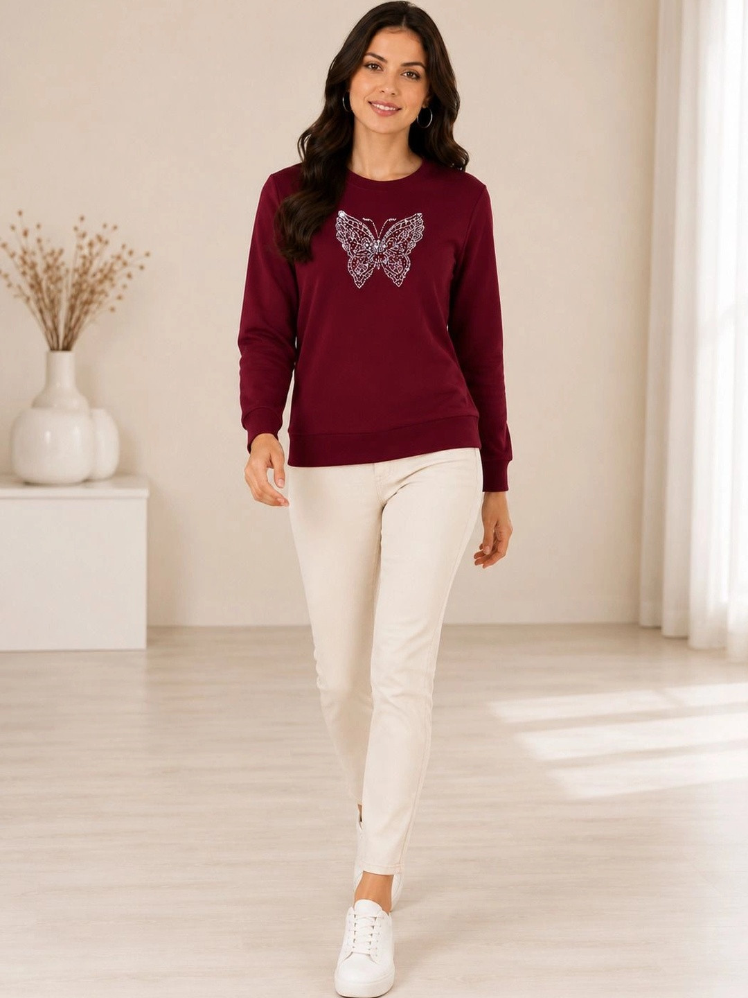 Aster Apparels Women Printed Sweatshirt