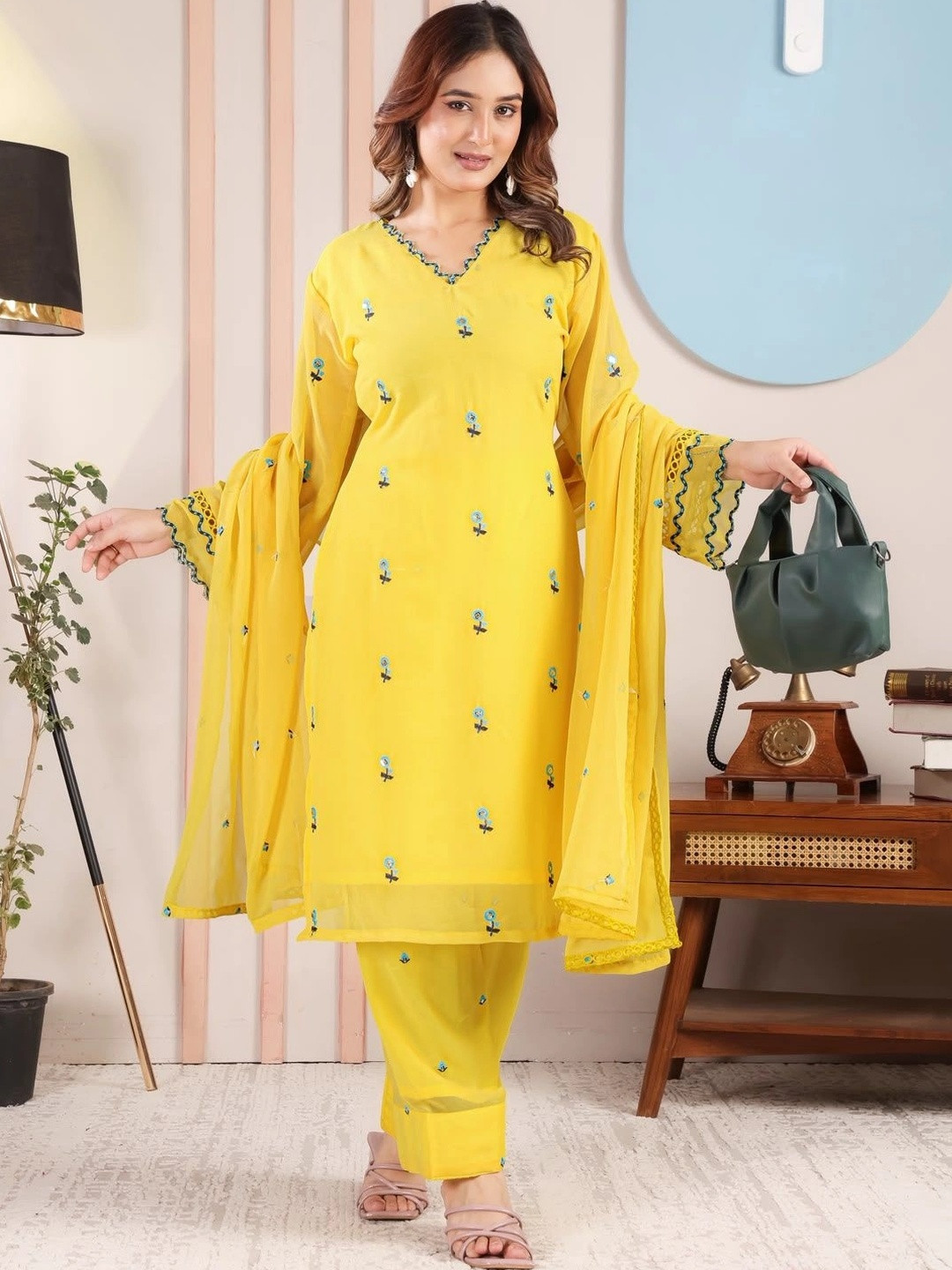 Varsha Fashion Women Ethnic Motifs Embroidered Regular Thread Work Kurta with Trousers & With Dupatta