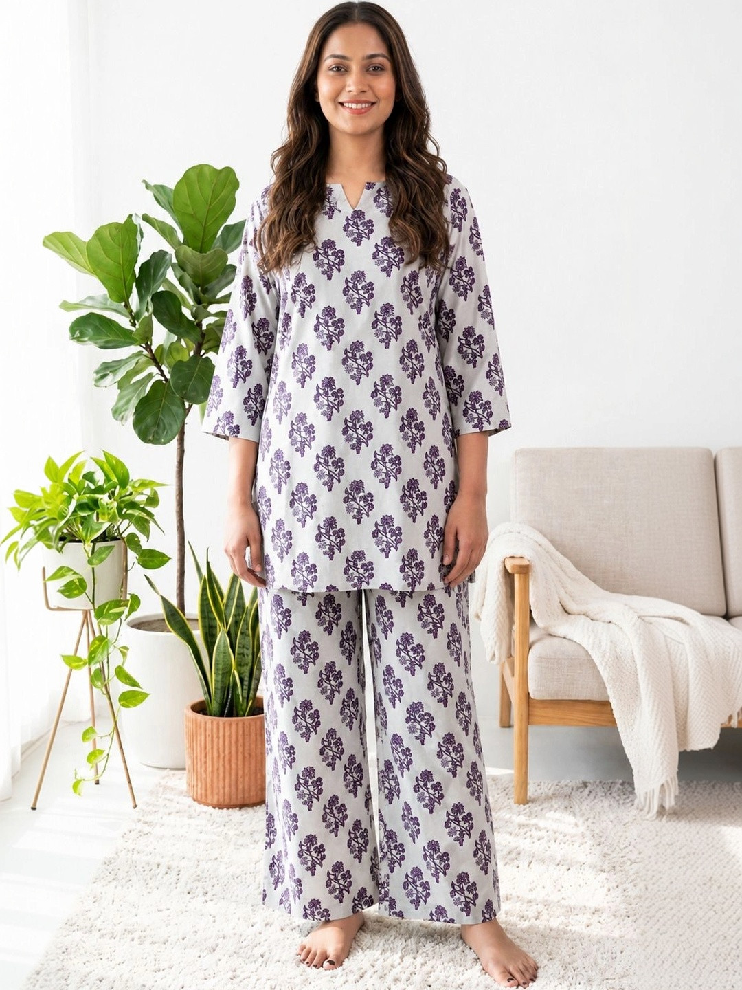 MISAYL Women Ethnic Motifs Printed Regular Kurta with Palazzos