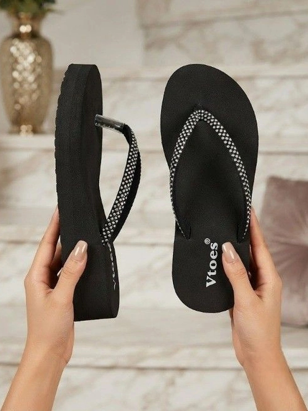 Hsquare Women Embellished Thong Flip-Flops