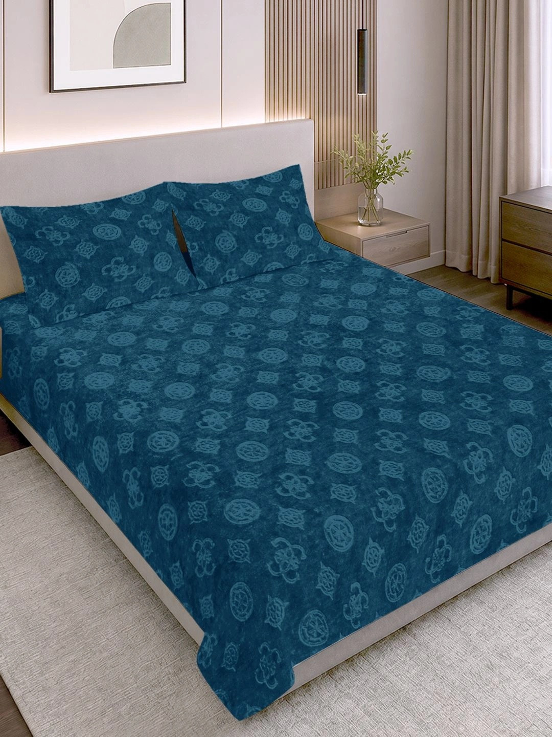 Myntra Elegant Homes Blue Geometric 300 TC Woollen King Bedsheet Set-2.50 x 2.25 m