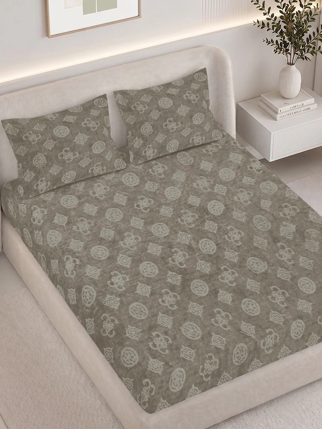 FABINALIV Taupe Geometric 300 TC Woollen King Size Fitted Bedsheet & 2 Pillow Covers