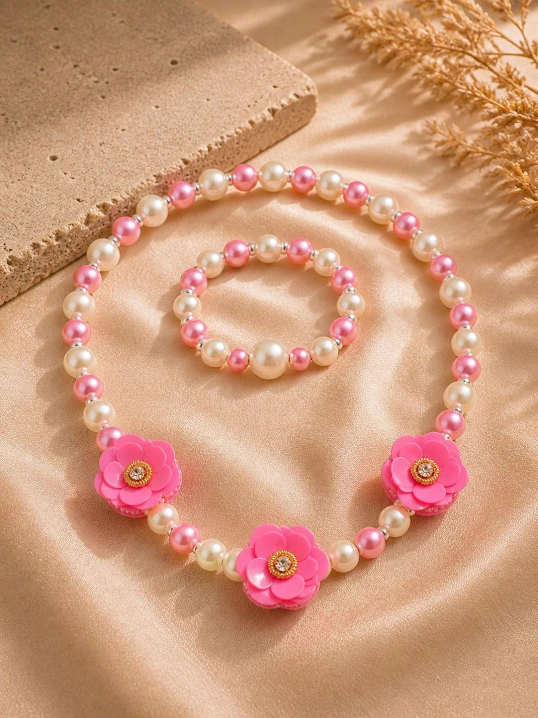Daizy Girls Flower Necklace Bracelet Jewellery Set
