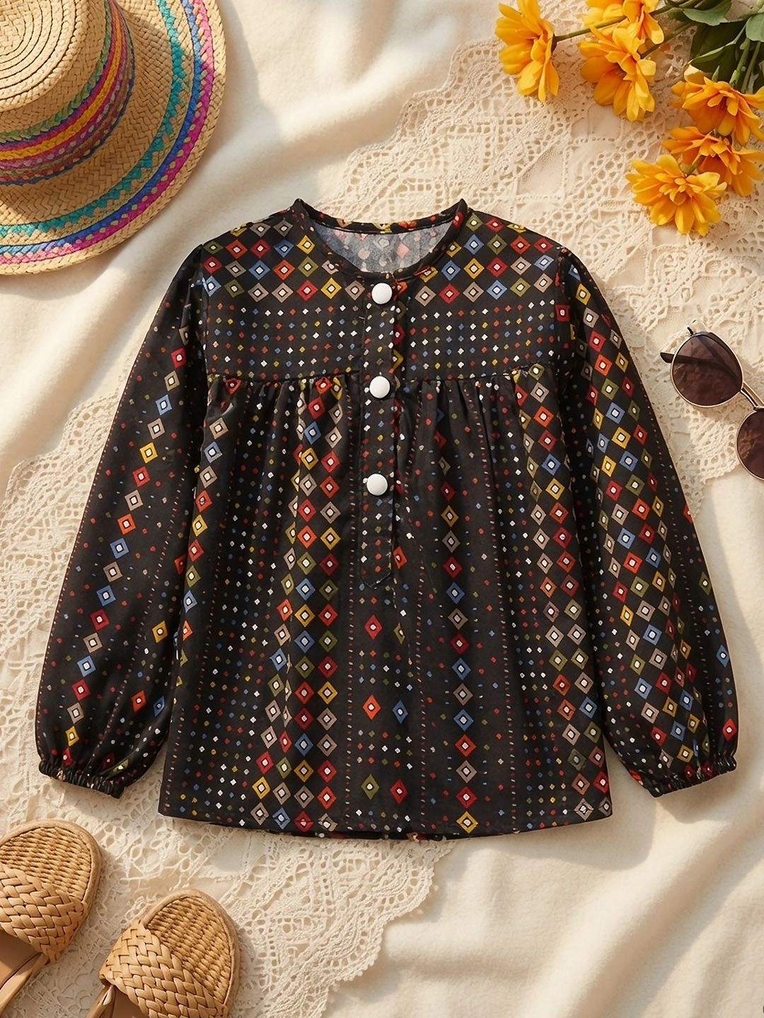 Cutiekins Geometric Print Top