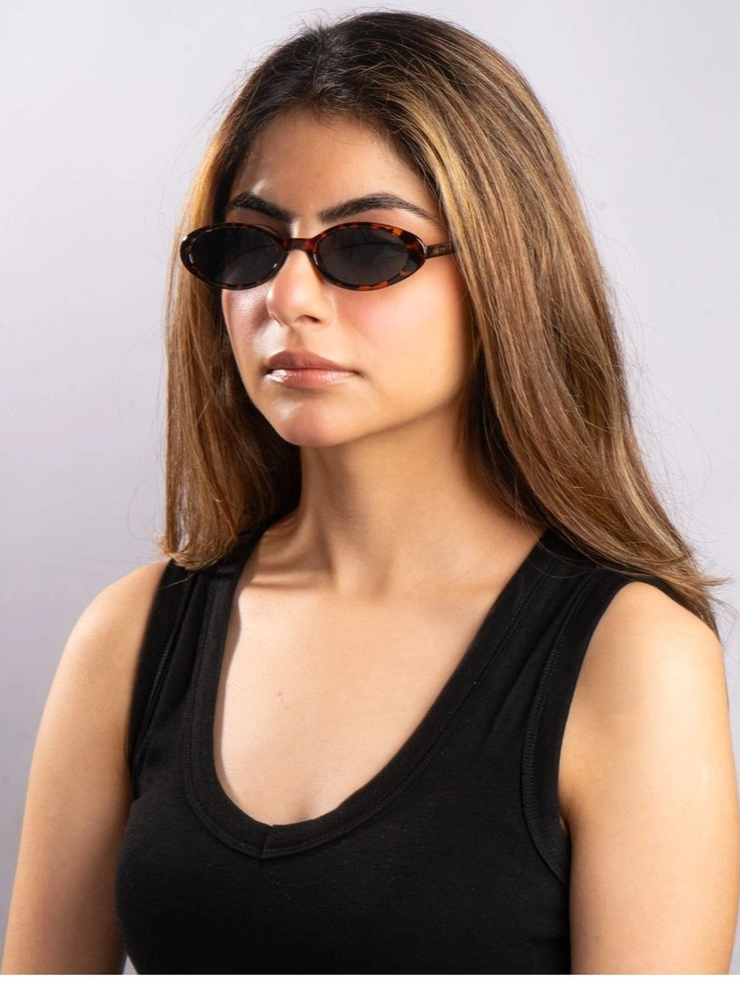 SALTY Women Black Lens & Steel-Toned Oval Sunglasses with