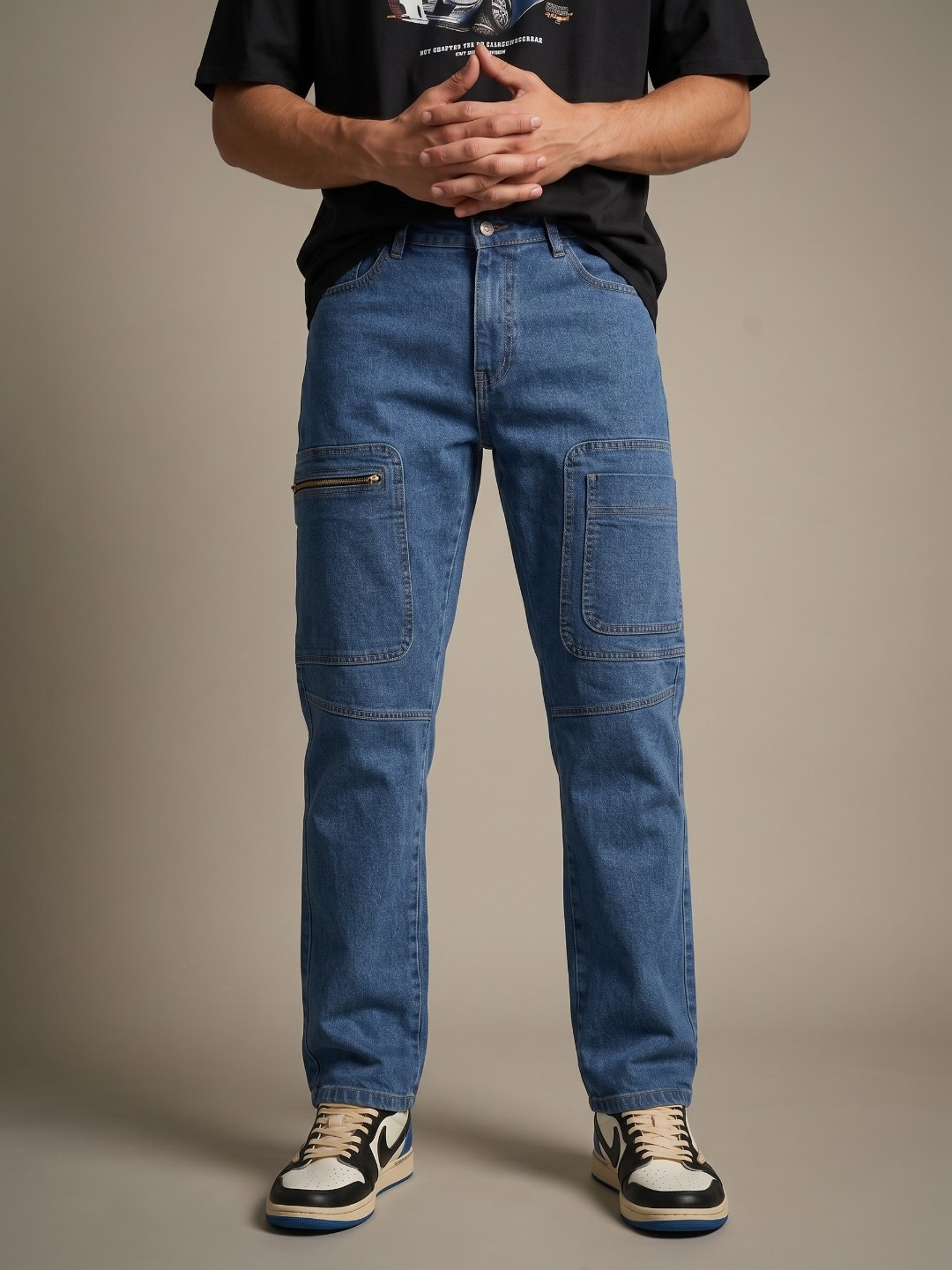 glitchez Men Relaxed Fit Mid-Rise Light Fade Stretchable Jeans