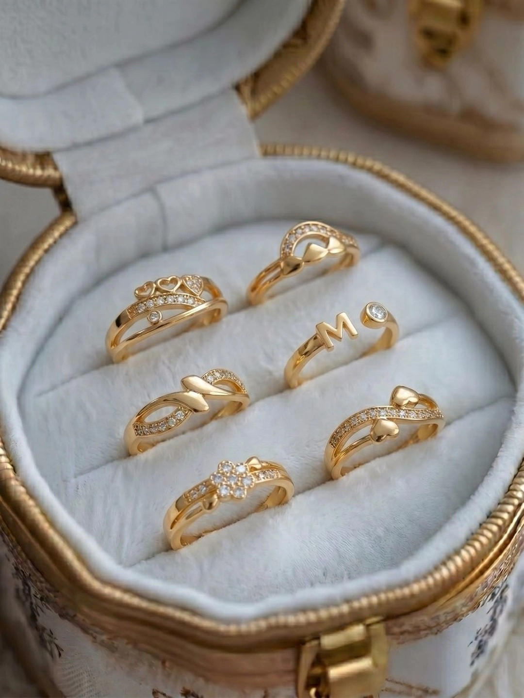 Sangria Women Set of 6 Silver Plated American Diamond Finger Ring