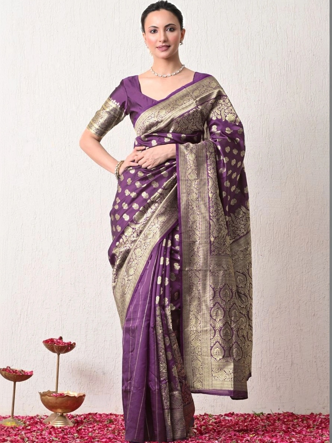 Subham Ethnic Motif Zari Woven Saree with Blouse