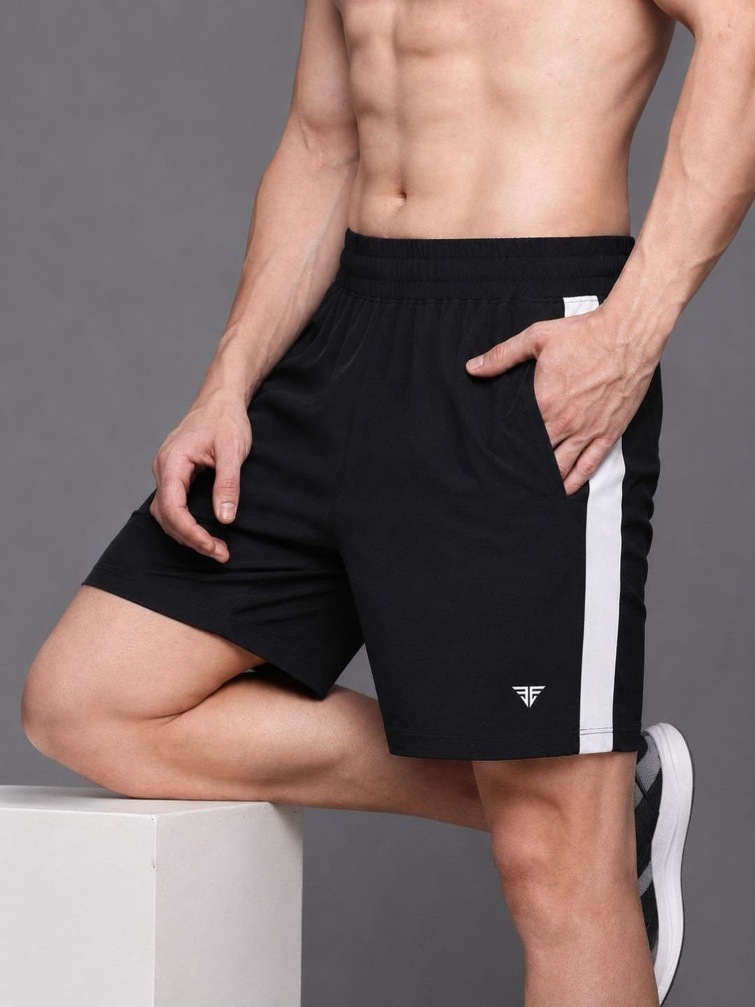 BRUTE FORCE Men Colourblocked Regular Fit Mid-Rise Quick Dry Running - Training Shorts