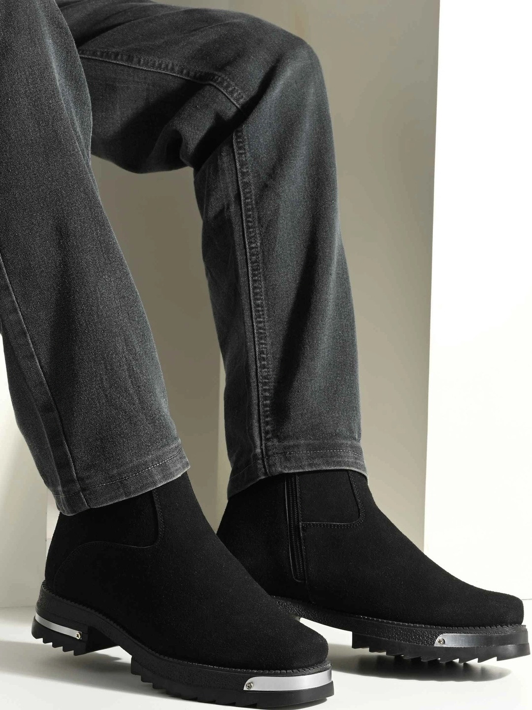 AfroJack Men Round Toe Zip Regular Boots