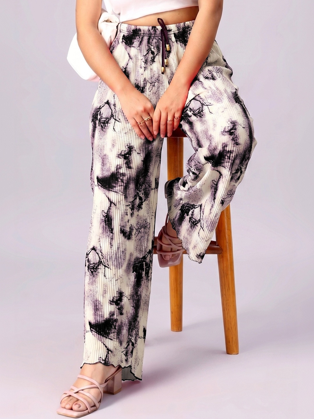 Tijarat Women Printed Knitted Palazzos