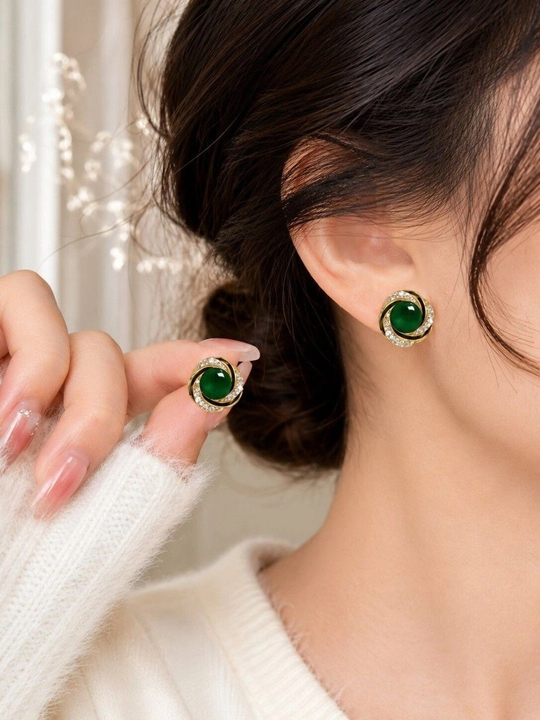 Tiso Circular Studs Earrings