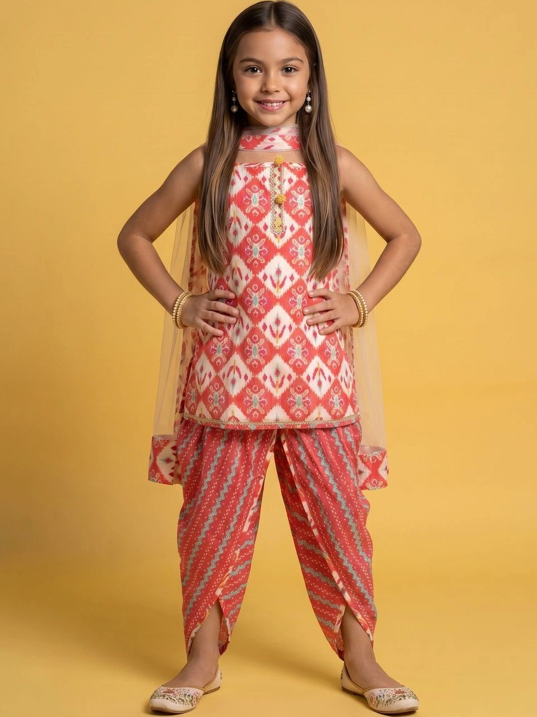 Nauti Nati Girls White Printed Pure Cotton Kurti With Dhoti Pants & Dupatta