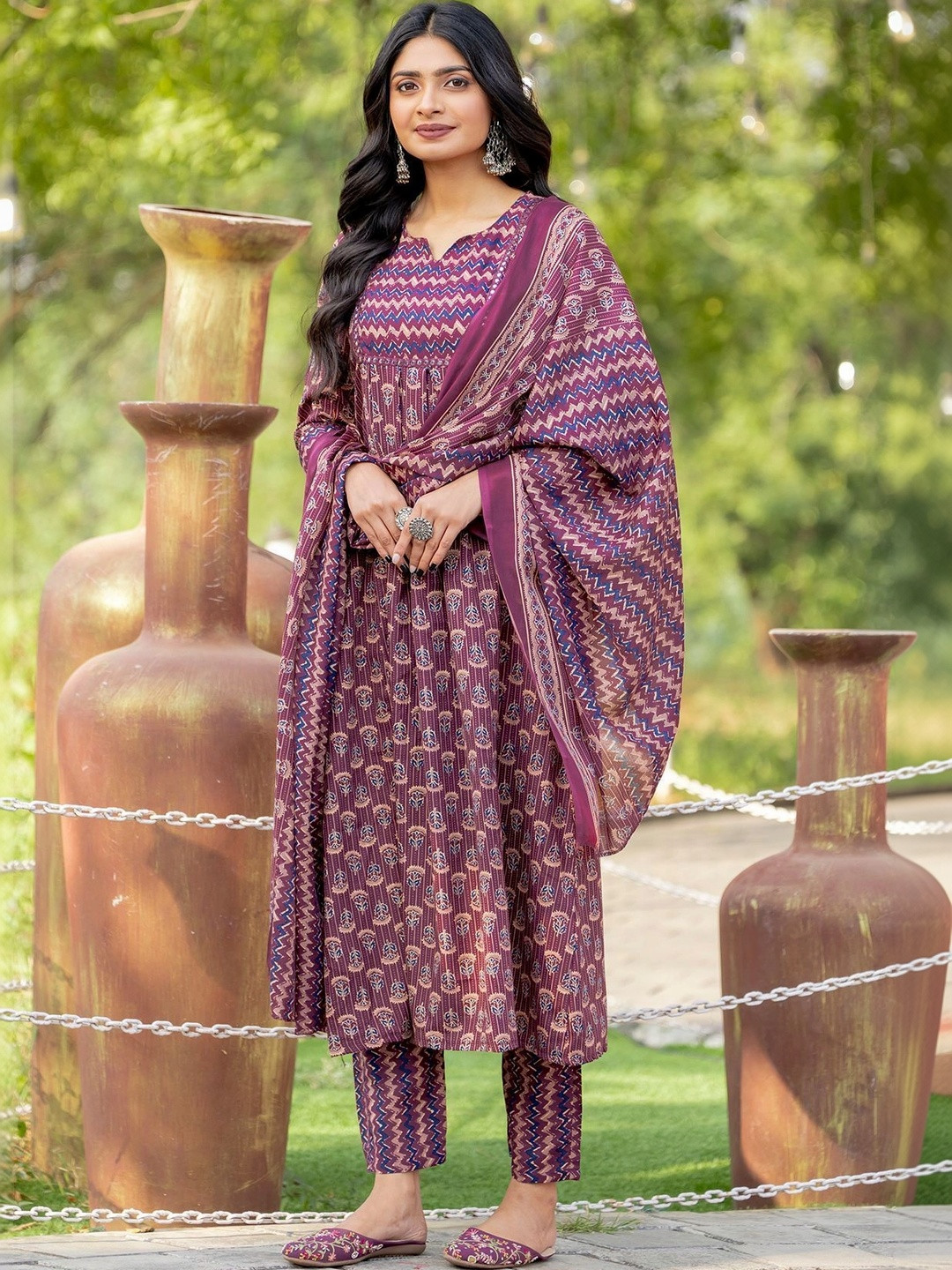Merira Women Ethnic Motifs Printed Regular Kurta with Trousers & With Dupatta