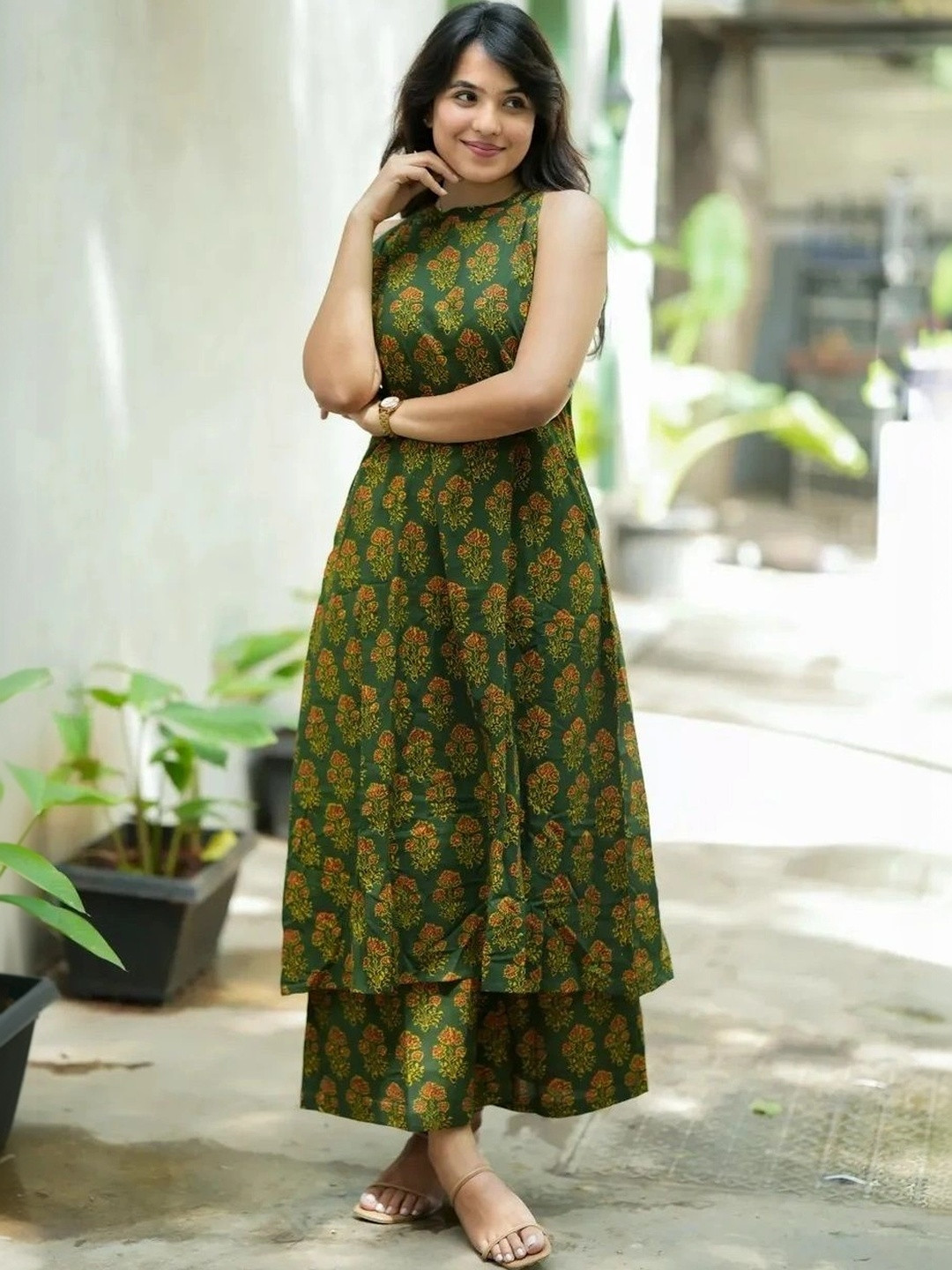 Keitra Women Floral Printed Regular Pure Cotton Kurta with Palazzos