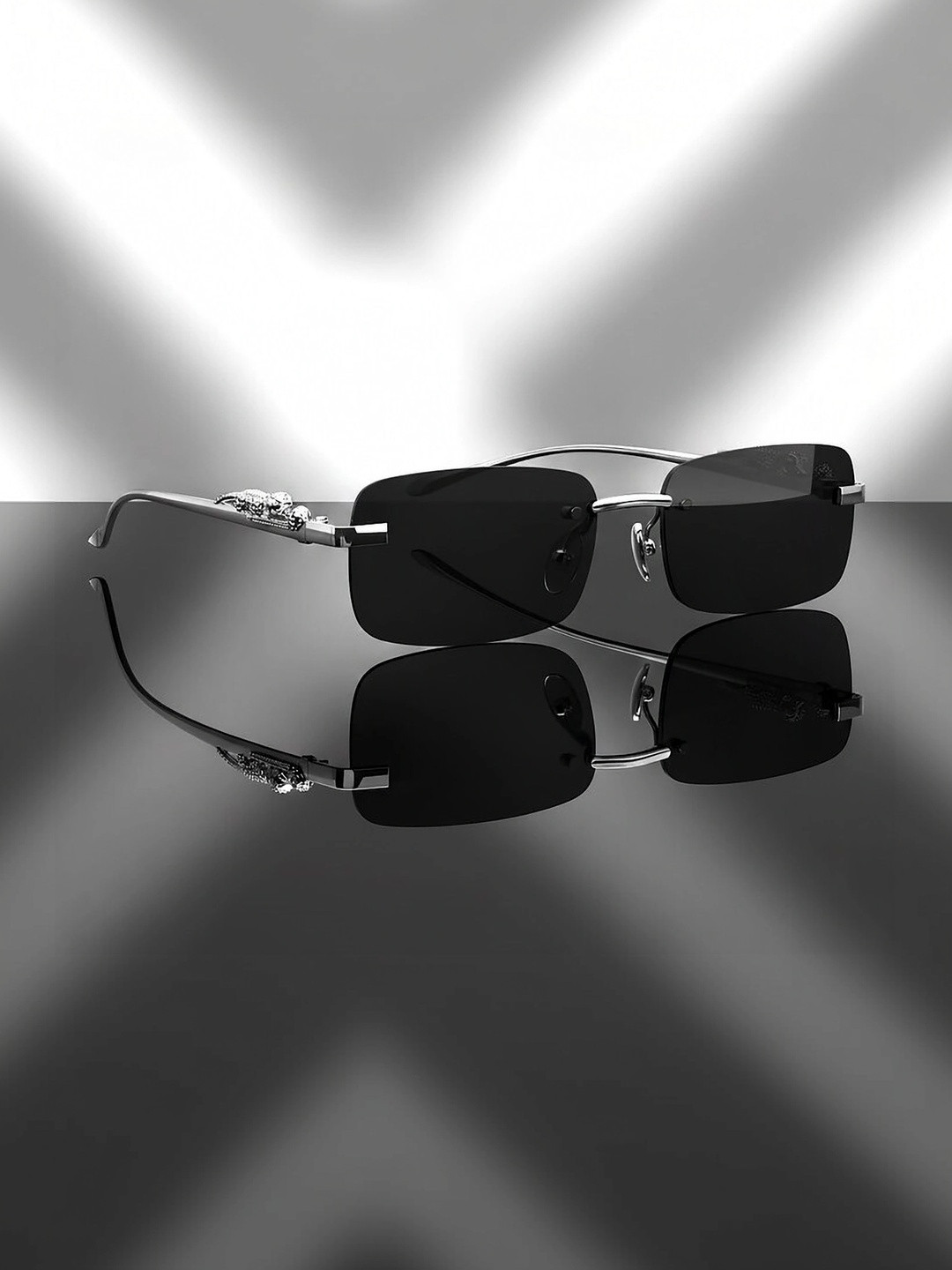 YOUTH CLUB Unisex Black Lens & Silver-Toned Rectangle Sunglasses with