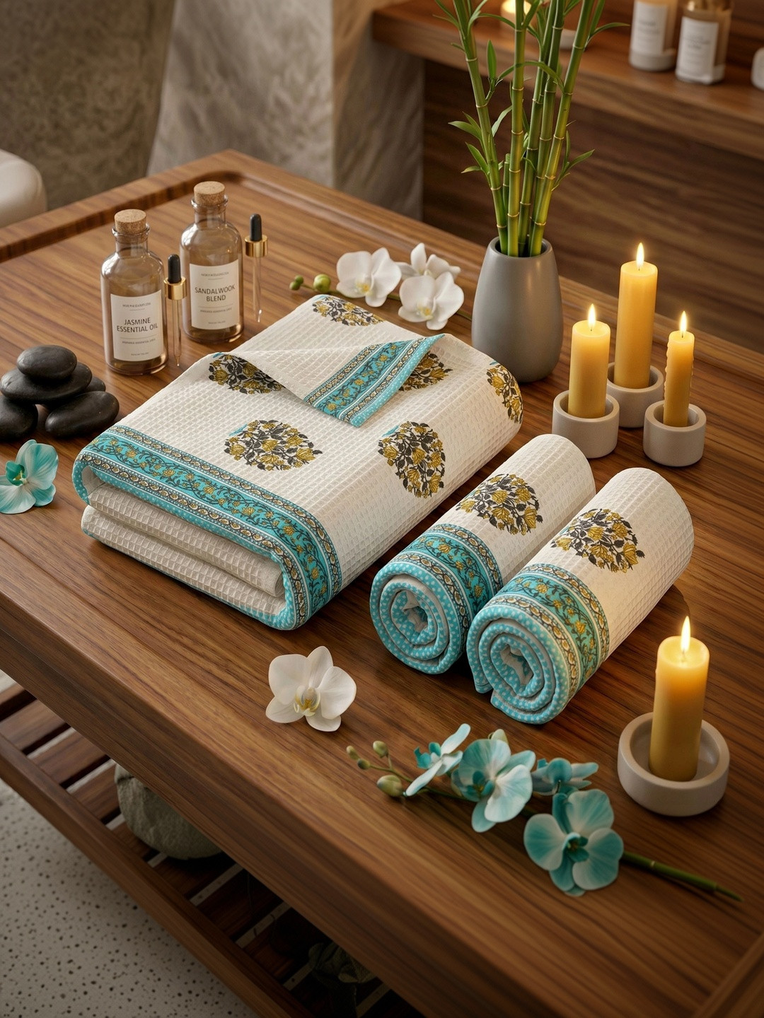 MAFATLAL White & Turquoise Blue 3 Piece Printed Cotton 250 GSM Towel Set