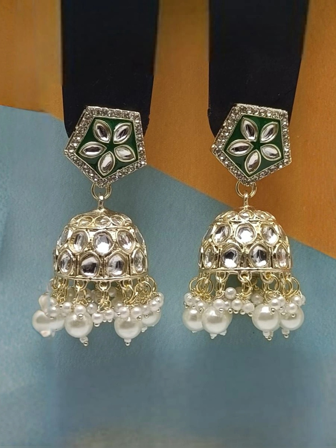 Sinrela Geometric Jhumkas Earrings